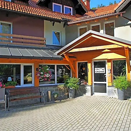 Gronik 3*
